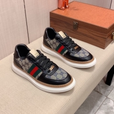 Gucci Low Shoes